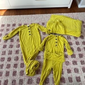 Lou Lou & Company Newborn Set